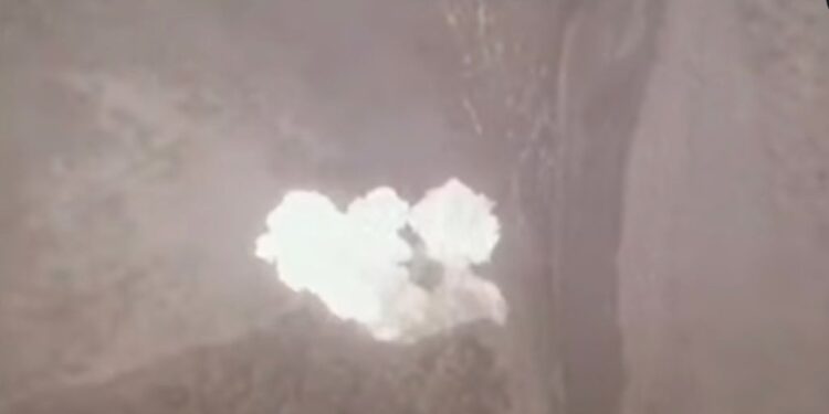 تدمير وكراً لداعش في كركوك من قبل طيران القوة الجوية