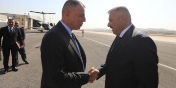وزير الداخلية يصل الى الاردن