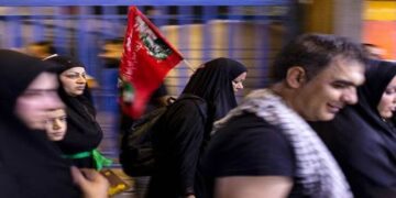 ايران تطلق خطا بحريا لنقل الزوار الى العراق