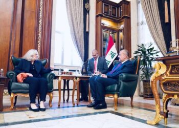 وزير الدفاع يلتقي السفيرة الامريكية