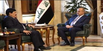 وزير الدفاع يلتقي السفير السوري