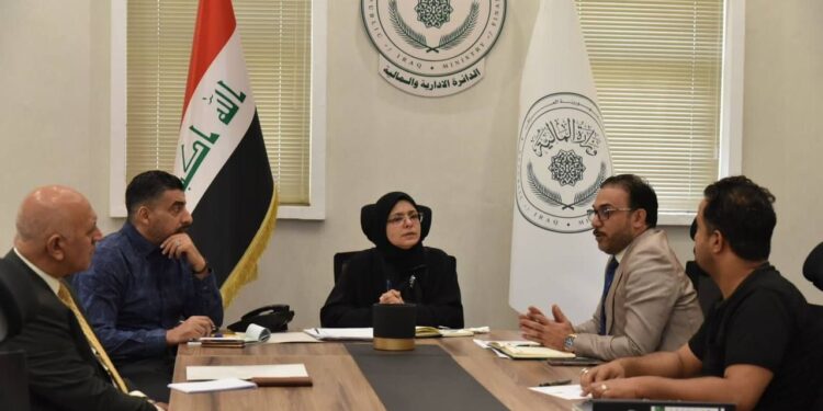 المالية تعقد اجتماعاً بشأن آيزو الطاقة (50001 : ISO)