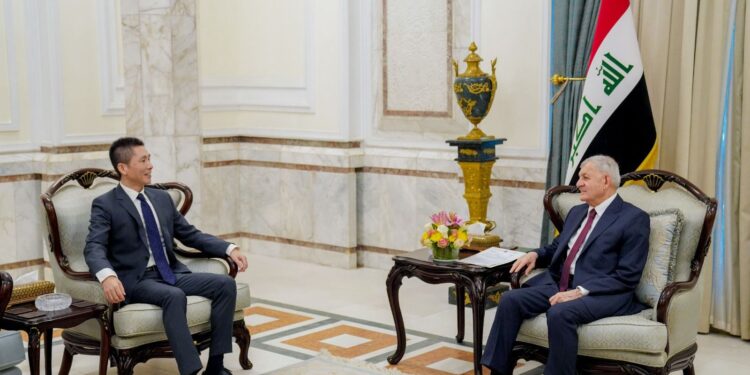 رئيس الجمهورية يستقبل سفير جمهورية الصين