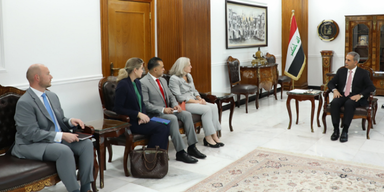 زيدان يبحث مع السفيرة الأميركية (التعاون القضائي والقانوني بين البلدين)