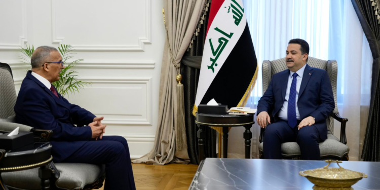 السوداني يلتقي السفير الجزائري في العراق