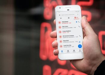 محتالون يتاجرون بمئات آلاف الأشخاص “عبر الإنترنت”