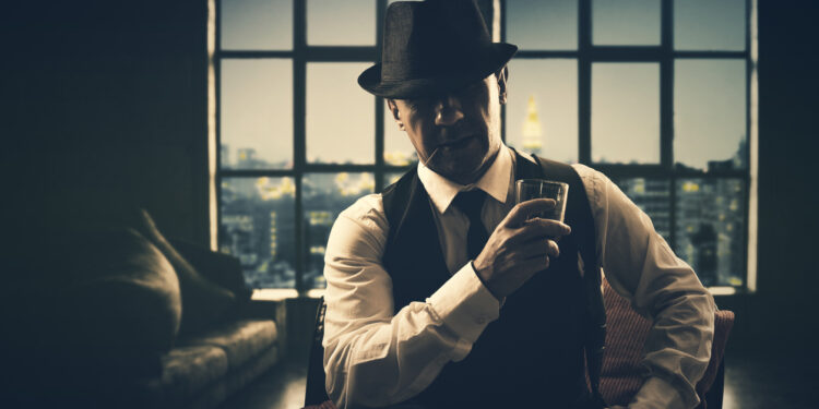 الأعمال التجارية للمافيا ,,, من جمع القمامة إلـــى بناء ناطحات السحاب