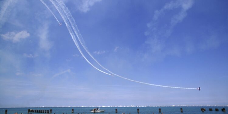 تحطُّــم طائرة مقاتلة تعود للحقبة السوفييتية في أمريكا