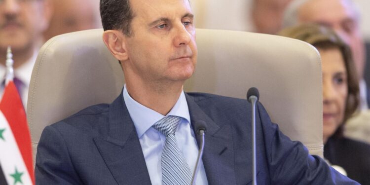 الأسد يحذر من سيناريو صدام والقذافي