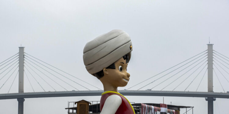 شعار كأس الخليج العربي وتعويذة البطولة يتعرض للسرقة