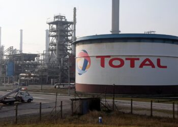 شركة “توتال إنرجي” تباشر بتنفيذ عقودها الاستراتيجية الأربعة في البصرة