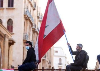 تحذيرات ودعوات عاجلة لمغادرة لبنان