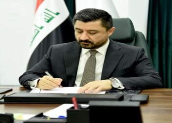 وزير العدل يصدر أمرا وزاريا بتعيين (9 موظفين) ضمن ملاك الوزارة