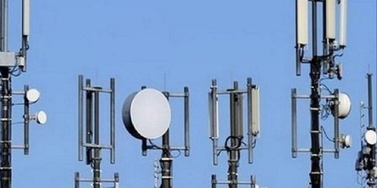 تحذير من تأثير سياسة الاتصالات الجديدة في السوق