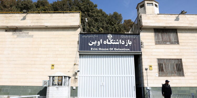 اعتقــال “دبلوماسي سويدي” في ايران والاتحاد الأوروبي يؤكد