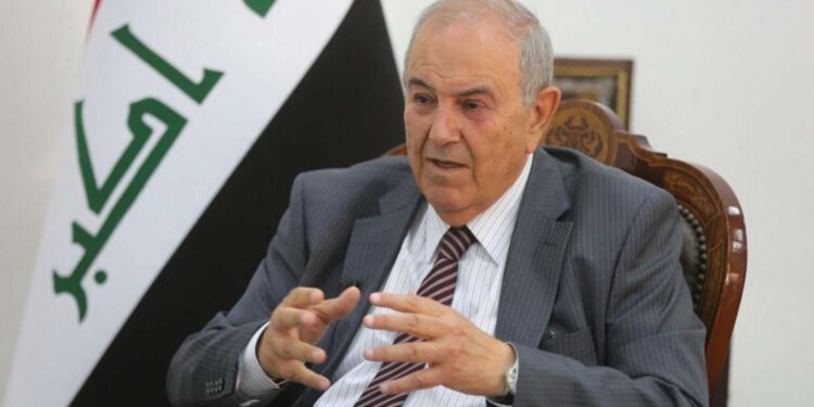 مكتب أياد علاوي يوضح بشأن اتهامه لـ “جيش المهدي” بقصف الحضرة العلوية