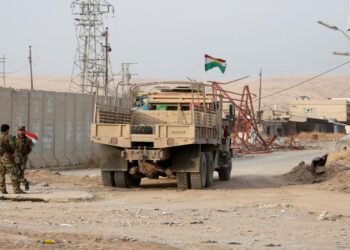 العراق يؤكد إخلاء مقار الجماعات المناهضة لإيران