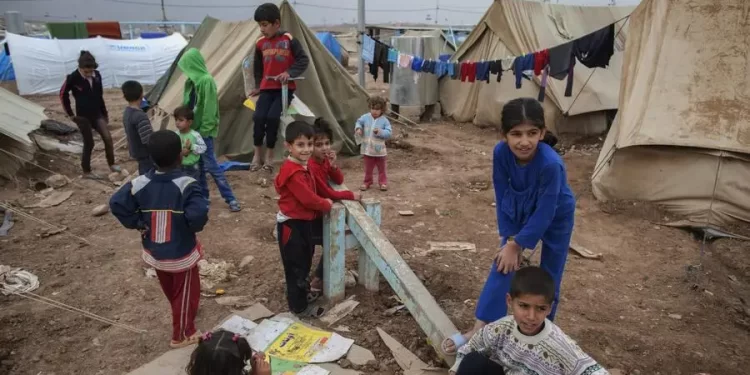 باكستان .. دواء ملوث يسبب فقدان البصر لدى عشرات المرضى