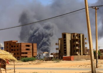 السودان .. الدعم السريع يتهــم الجيش بقتــل 23 مدنياً في قصف جوي جنوب الخرطوم