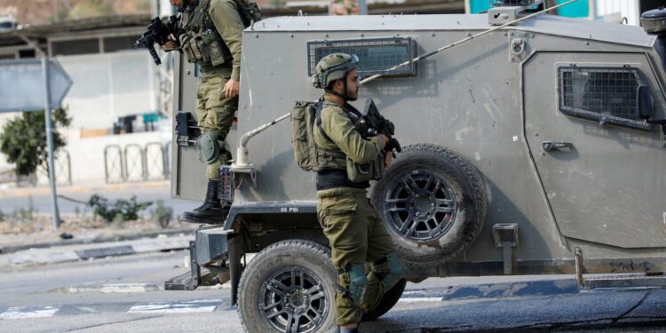 حملة اعتقالات للجيش الإسرائيلي تطال 15 فلسطينياً