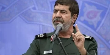 الحرس الثوري الايراني يوجه “تحذيــراً” للعــراق