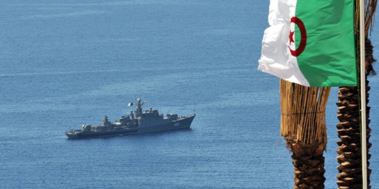 الجزائر .. توضيح ملابسات مقتل مغربيين في البحر