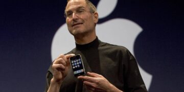 ” Arm “… عملاق التكنولوجيا الخفي الذي دعـــم صعود “آيفون أبل”