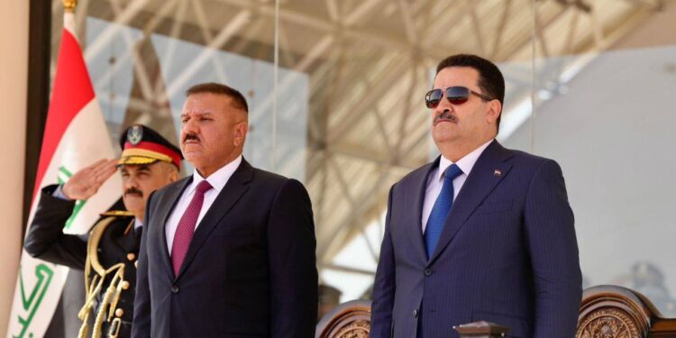 السوداني يحضر حفل تخرج الدورة (28) للمعهد العالي والدورة (53) التأهيلية للضباط