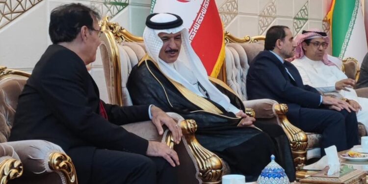 سفير السعودية لدى طهران: نؤكد على أهمية تعزيز العلاقات مع إيران