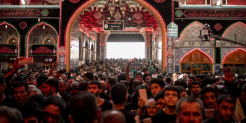 كربلاء.. 22 مليون زائر يحيون أربعينية الحسين