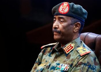 البرهان يصدر مرسوماً دستورياً بحل قوات الدعم السريع