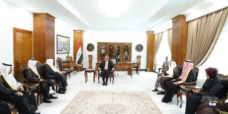 رئيس مجلس القضاء يبحث مع وفد سعودي التعاون بين البلدين