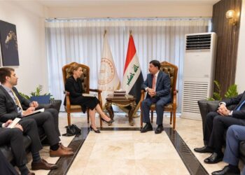 العراق وأمريكا يبحثان الاجراءات المتخذة بمكافحة غسل الأموال وتمويل الإرهاب