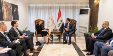 العراق وأمريكا يبحثان الاجراءات المتخذة بمكافحة غسل الأموال وتمويل الإرهاب
