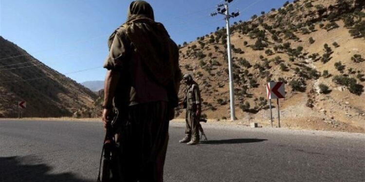 إيران تعلن بدء نزع سلاح “الانفصاليين” في كردستان العراق