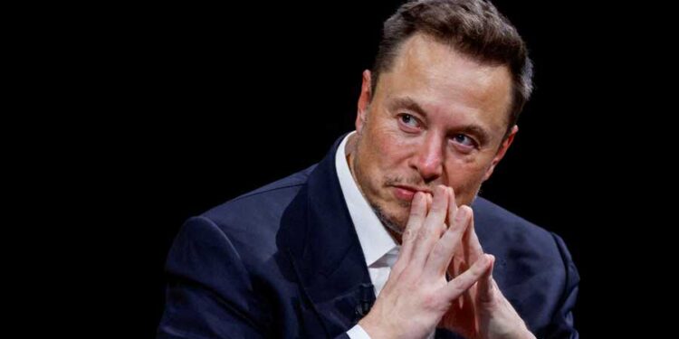 إيلون ماسك يرفض الإجابة عن أسئلة “الهجوم الضخم” في أوكرانيا