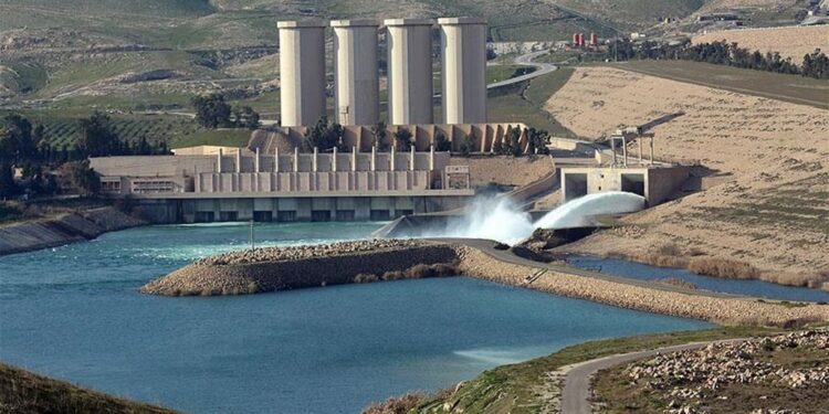 الموارد المائية تصدر ايضاحاً بشأن مخاوف انهيار سد الموصل