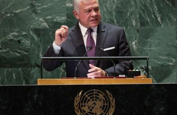 الملك عبد الله: الأردن لن يقدر على استضافة مزيد من اللاجئين السوريين