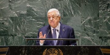 عباس يطالب الأمم المتحدة بعقد مؤتمر “لإنقاذ حل الدولتين”