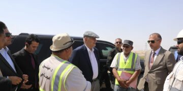 وزير الموارد يوجه بنقل المياه بمشروع البصرة بالأنابيب لتقليل الضائعات