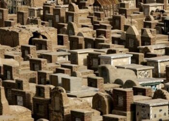 الإطاحة بعصابة متخصصة بسرقة المقابر في كربلاء