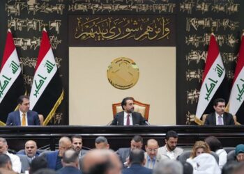 البرلمان يؤجل انعقاد جلسته نصف ساعة