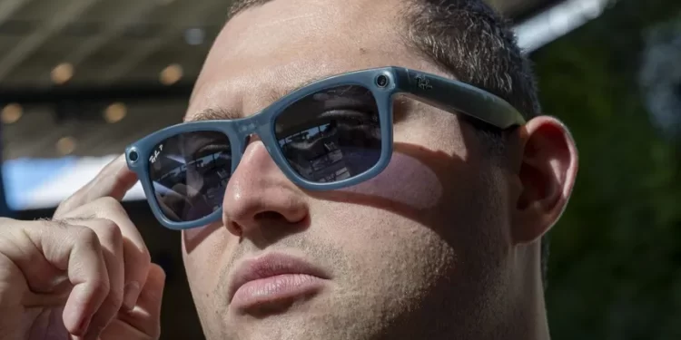 ميتا تطلــق “نظاراتها الذكية” الجديدة وتعلن موعد وصولها للأسواق