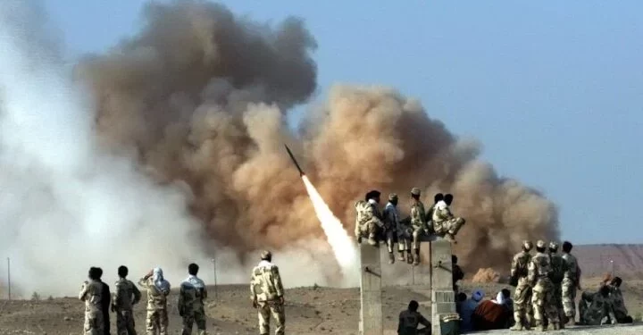 الحرس الثوري يلــوح بمهاجمة شمال العراق