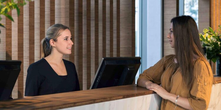 سلسلة فنادق أمريكية تطرح غرفاً “بـدون أثاث” ,, لجلب نوع خاص من العملاء