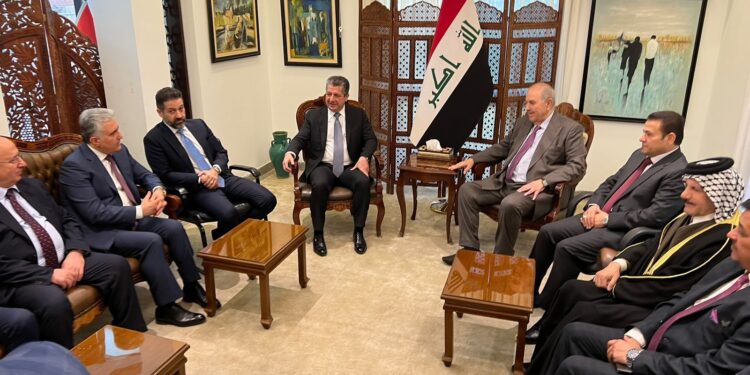 وفد حكومة اقليم كردستان يلتقي اياد علاوي بحضور مستشار الامن القومي