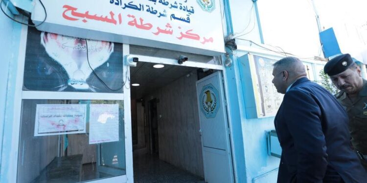 المباشرة بتطبيــق “نظام المعايشة” بمهام ضابط شرطة المسبح