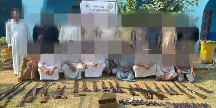 واسط .. القبض على 19 مطلوبا وضبط اسلحة واعتدة