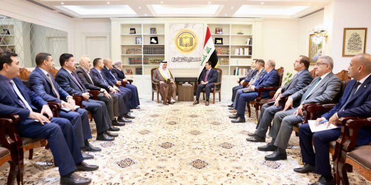 مستشار الأمن القومي يستقبل رئيس وأعضاء لجنة مكافحة المخدرات والمؤثرات العقلية في مجلس النواب