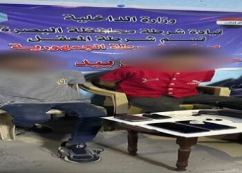 البصرة .. القبض على مثيري مشاجرة مسلحة وبحوزتهما مادة مخدرة